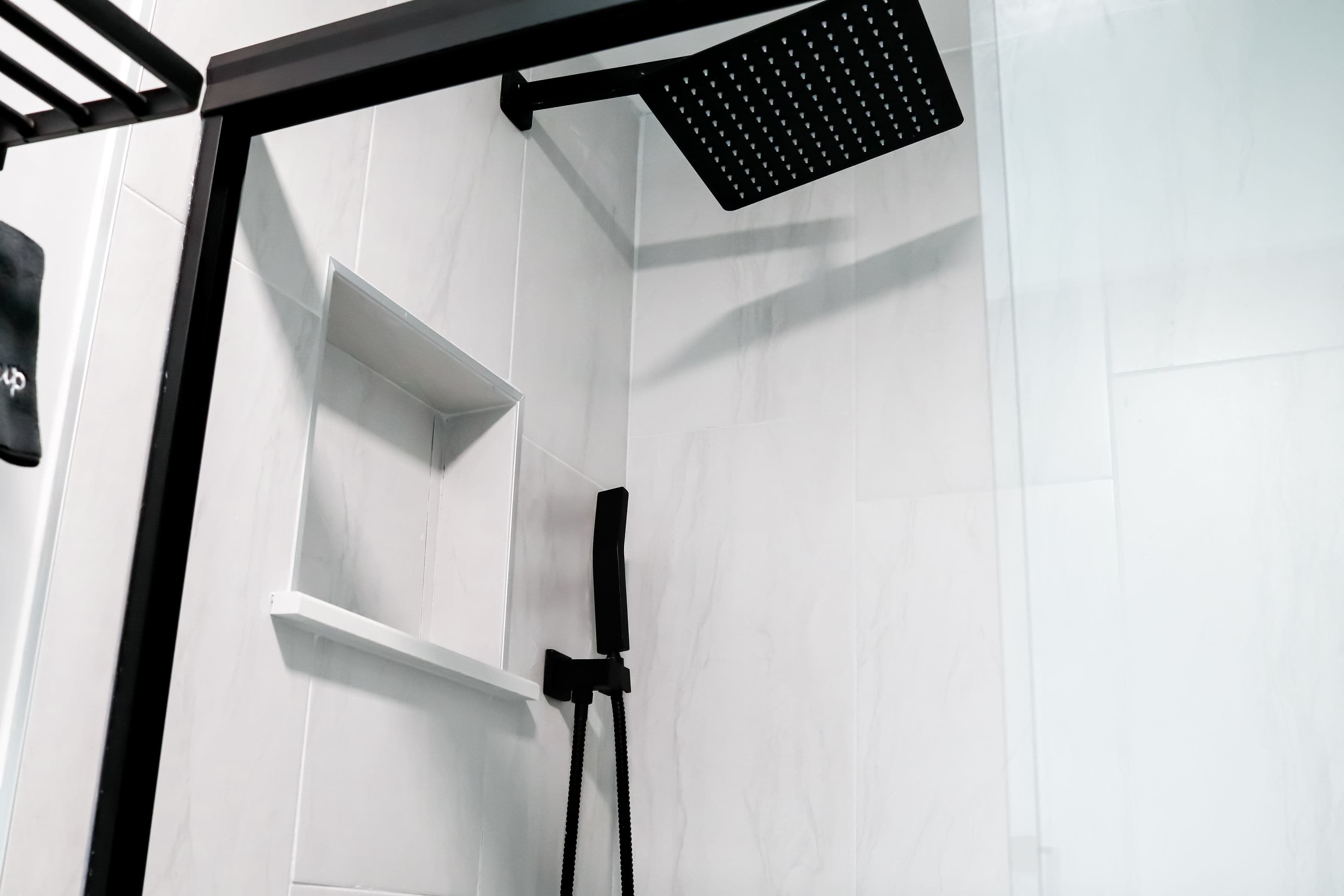 Private en-suite bathroom